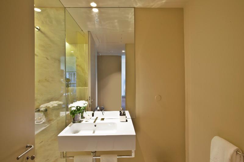 Lisbon Five Stars Apartments 8 Building Exterior photo